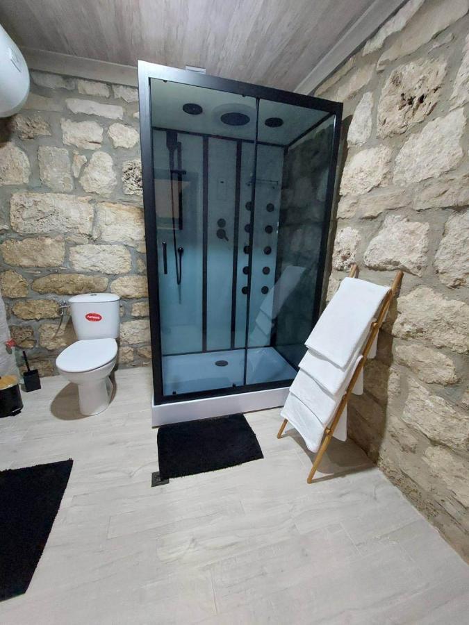 Guest House Hristova Kashta - Христова Къща Cherni Vrŭkh Exterior photo